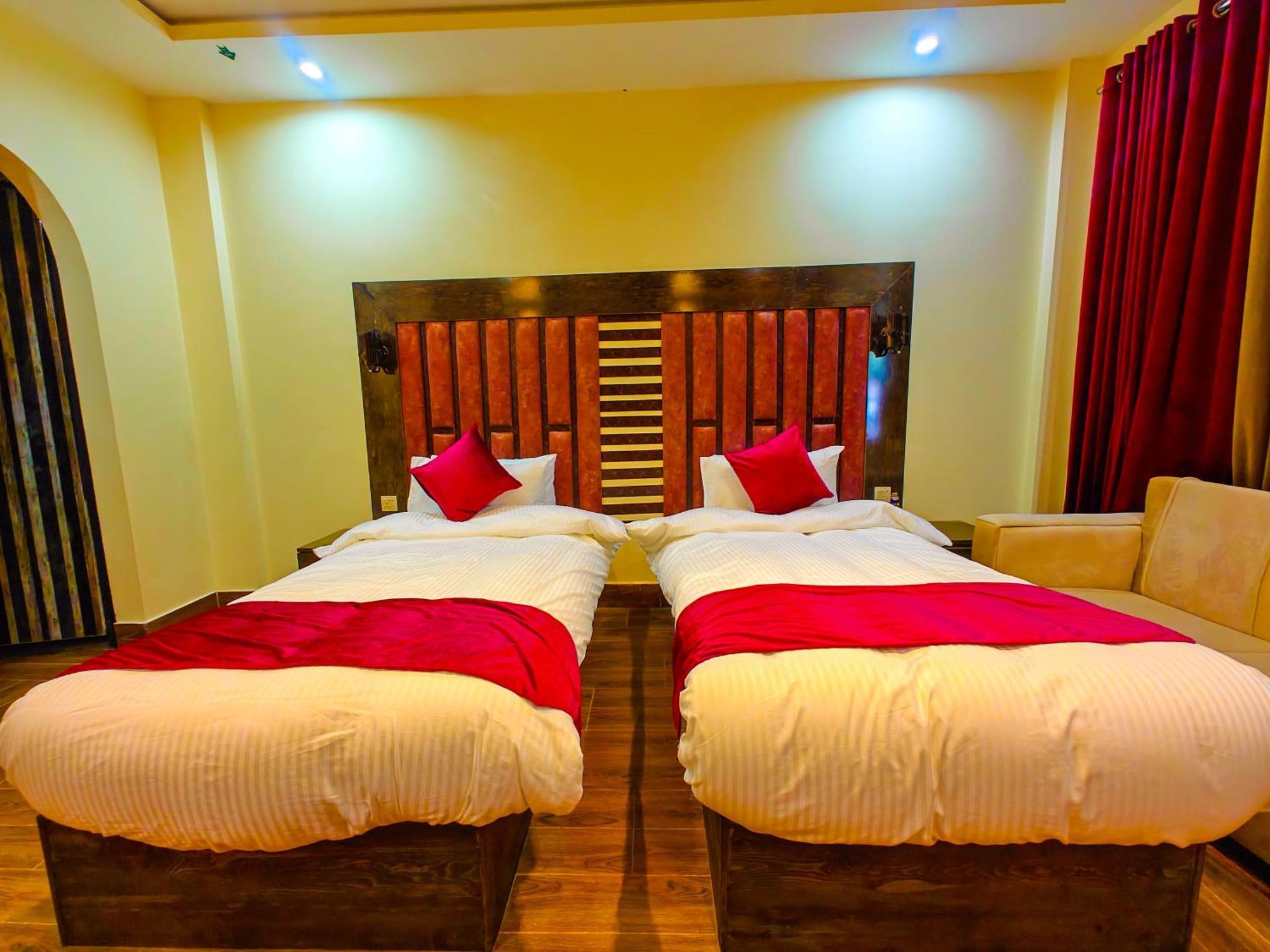 White Forest Hotel Kalam Экстерьер фото