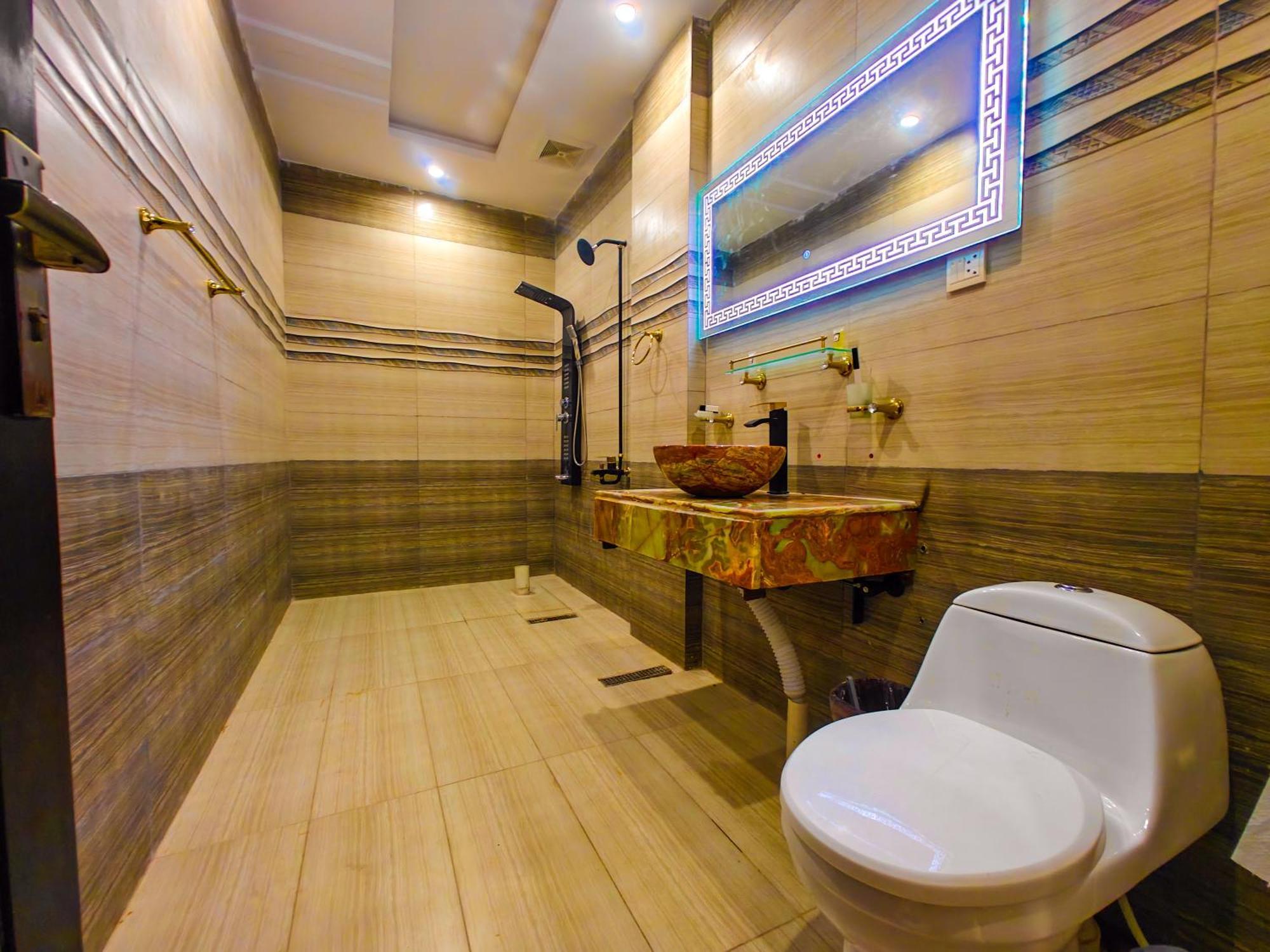 White Forest Hotel Kalam Экстерьер фото
