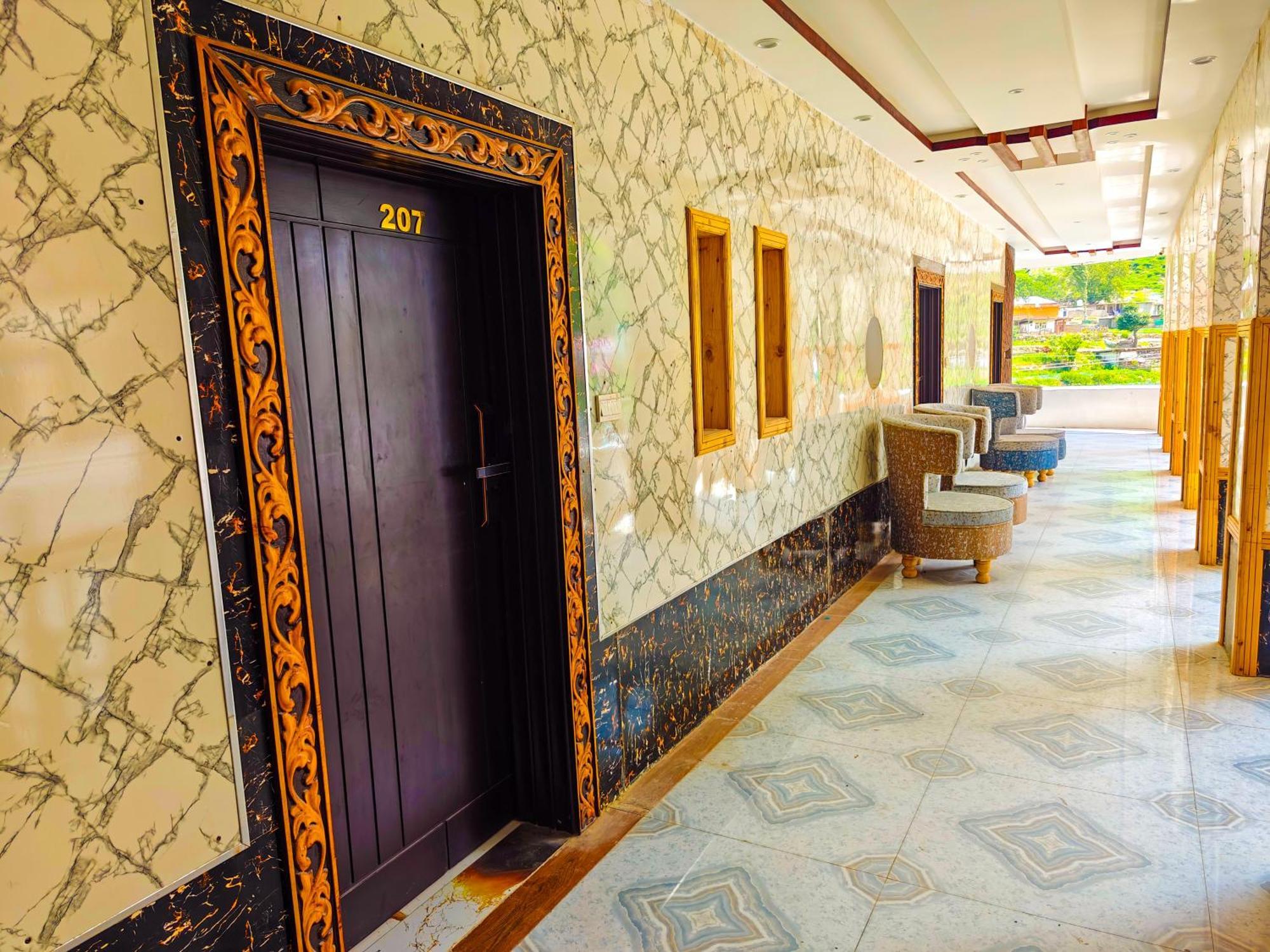 White Forest Hotel Kalam Экстерьер фото
