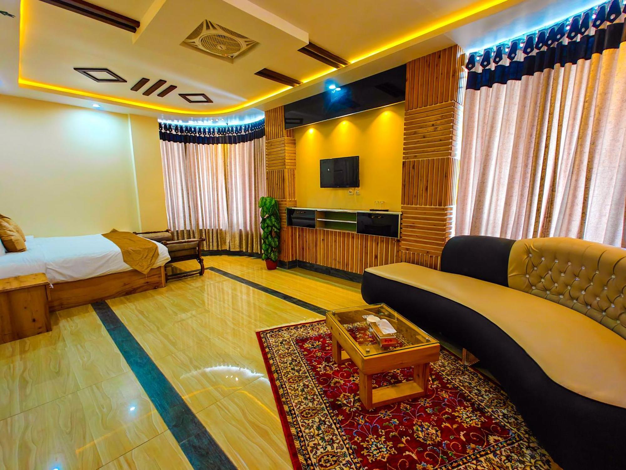 White Forest Hotel Kalam Экстерьер фото