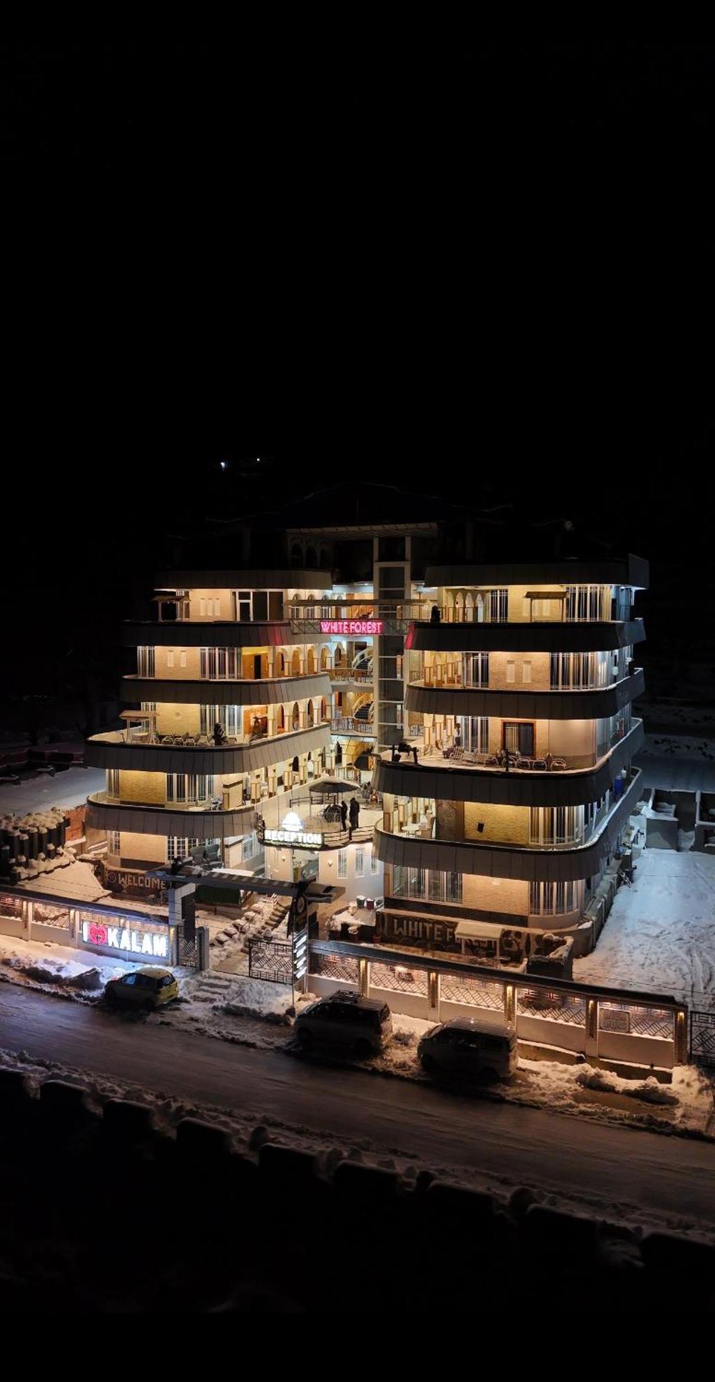 White Forest Hotel Kalam Экстерьер фото